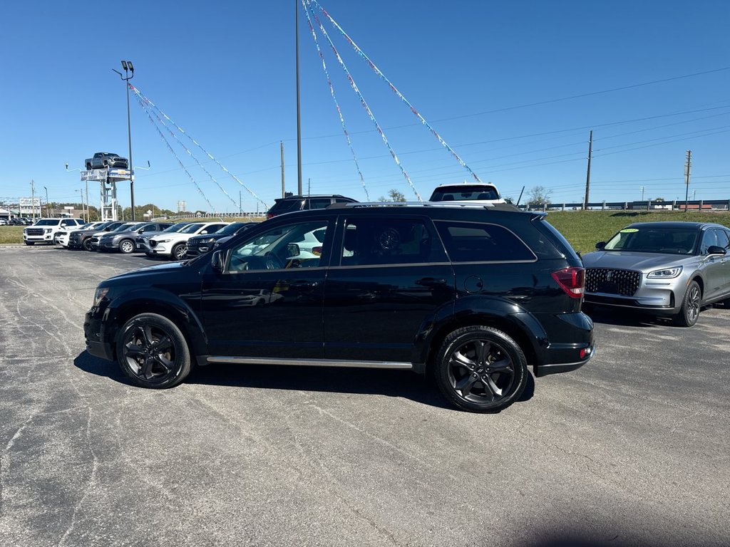 Used 2020 Dodge Journey Crossroad w/ Popular Equipment Group FWD image 3