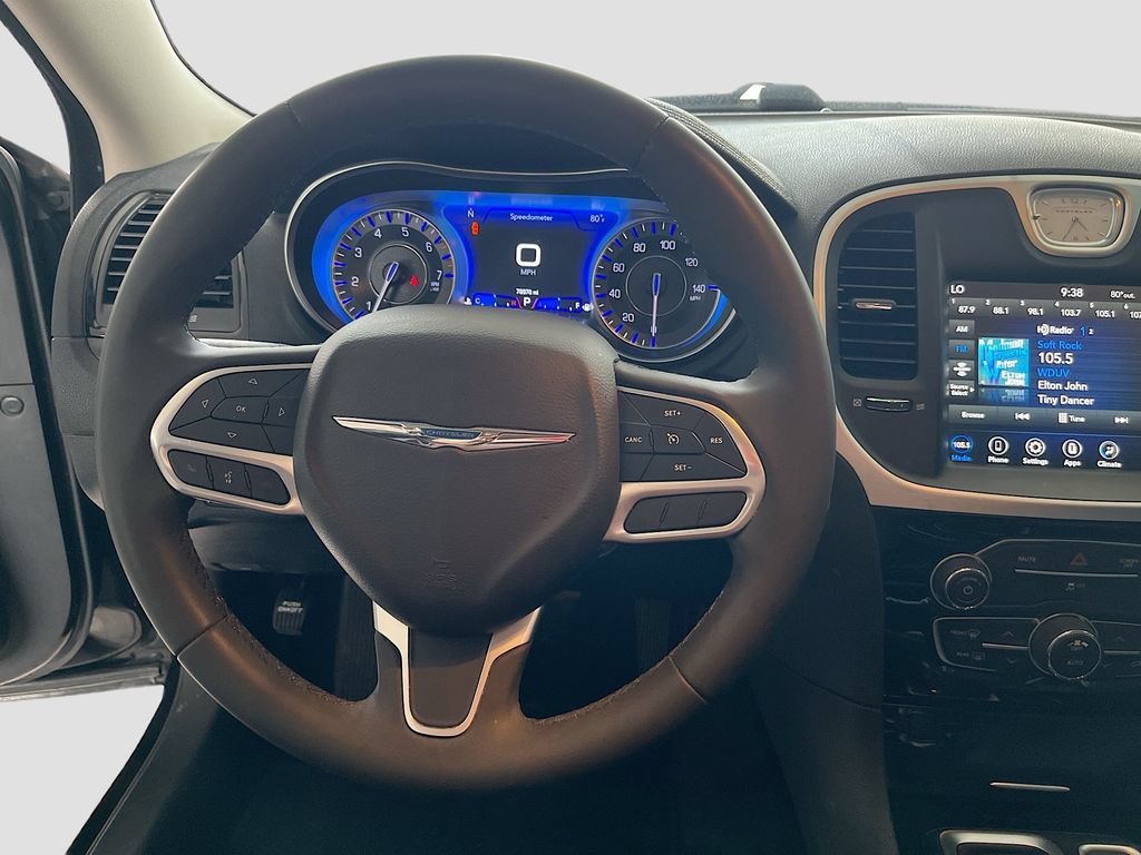 Used 2023 Chrysler 300 Touring w/ Sport Appearance Package RWD image 11