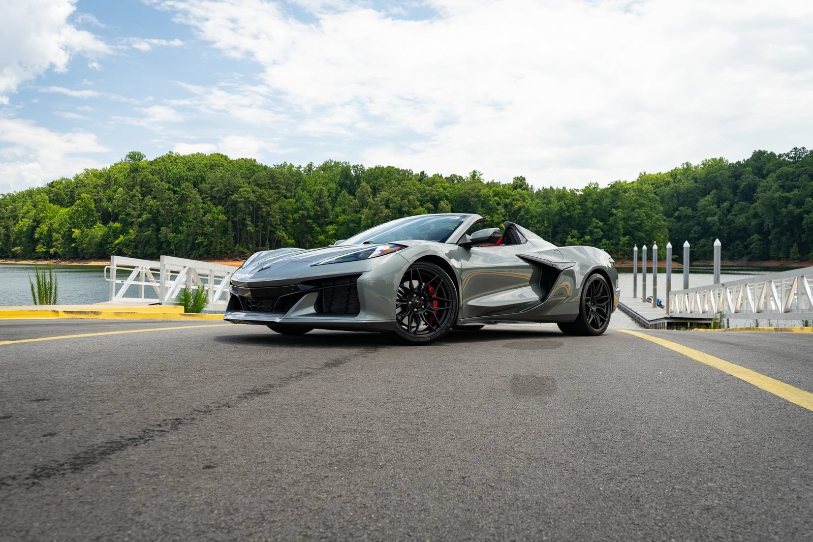 Used 2023 Chevrolet Corvette Z06 RWD image 5