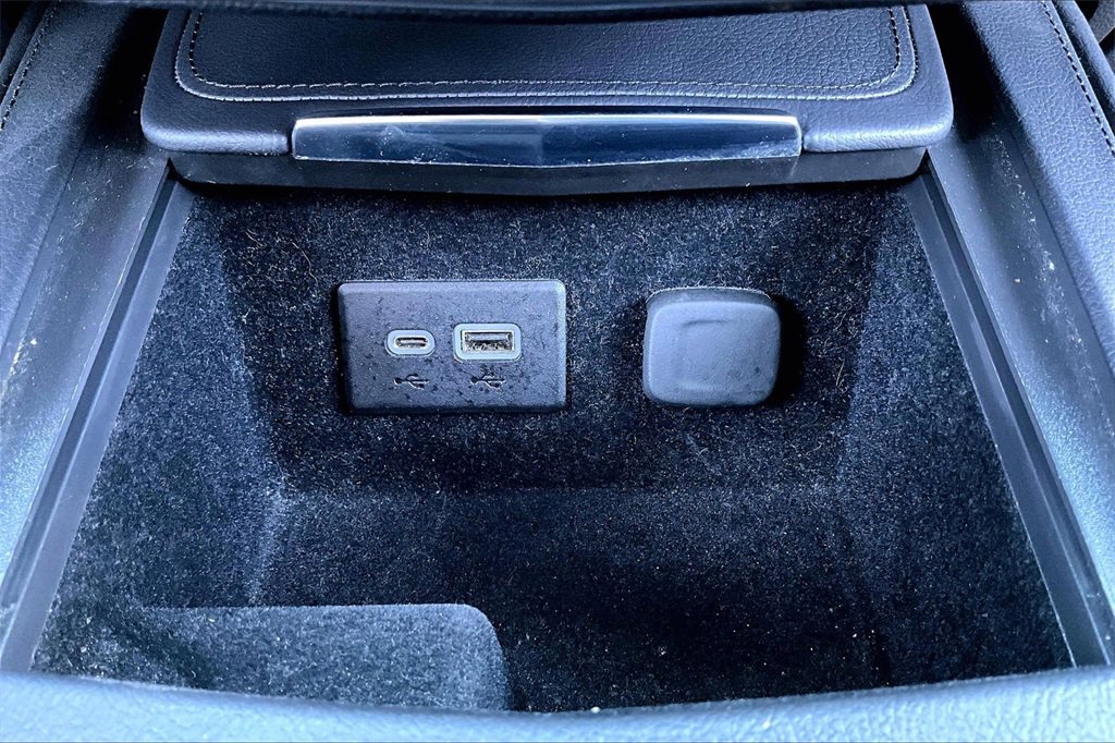 Used 2023 Cadillac XT4 Premium Luxury image 26