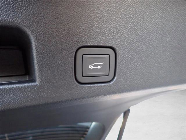 New 2026 Chevrolet Traverse RS image 9