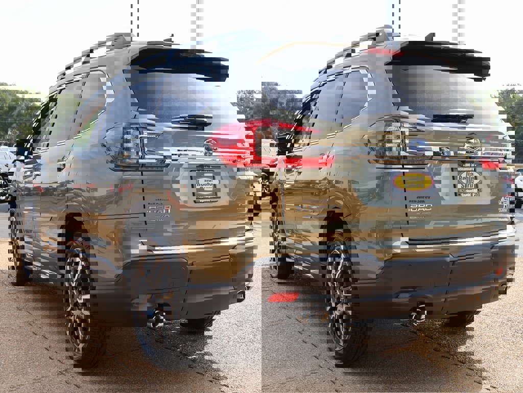 New 2025 Subaru Ascent Touring image 4