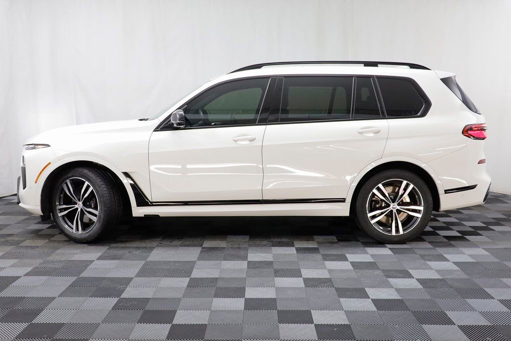 Certified 2023 BMW X7 M60i image 4