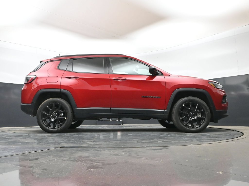 New 2026 Jeep Compass Latitude AWD/4WD image 45