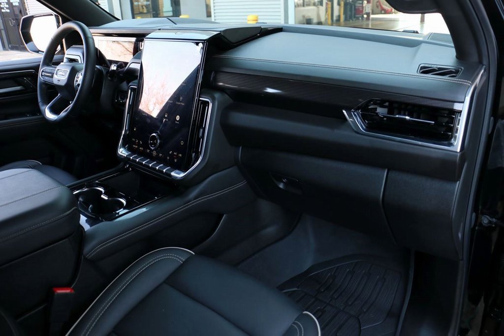 Used 2025 GMC Yukon XL Elevation w/ LPO, Floor Liner Package image 39