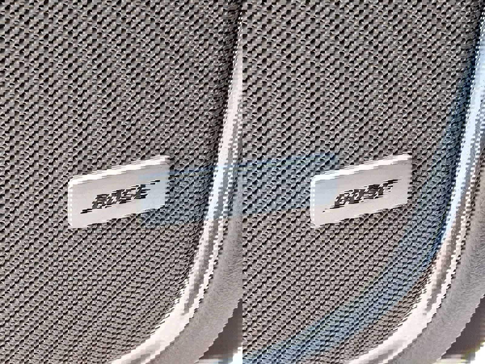 Used 2018 Chevrolet Suburban Premier image 31