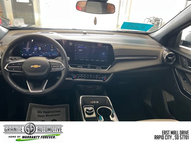 Used 2026 Chevrolet Equinox LT w/ Convenience Package II AWD/4WD image 12