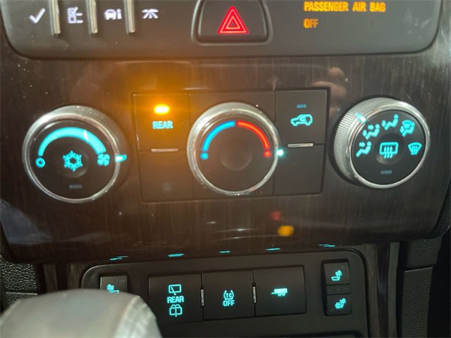 Used 2016 Chevrolet Traverse LT w/ Style and Technology Package image 18