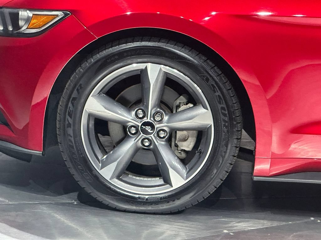 Used 2015 Ford Mustang Convertible w/ Equipment Group 051A RWD image 9