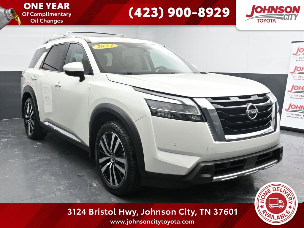 Used 2024 Nissan Pathfinder Platinum w/ Cargo Package