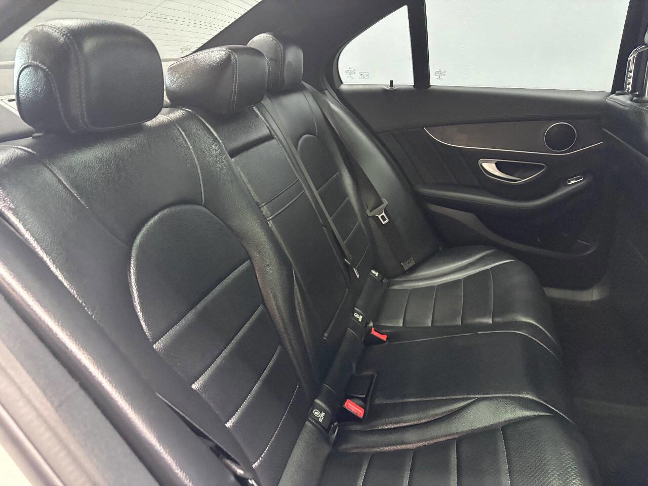 Used 2016 Mercedes-Benz C 300 Luxury image 46