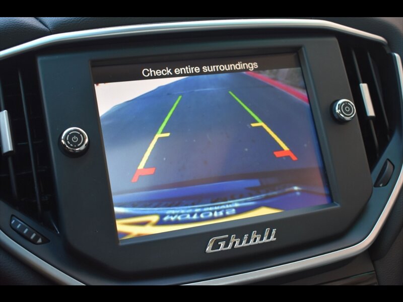 Used 2015 Maserati Ghibli image 12