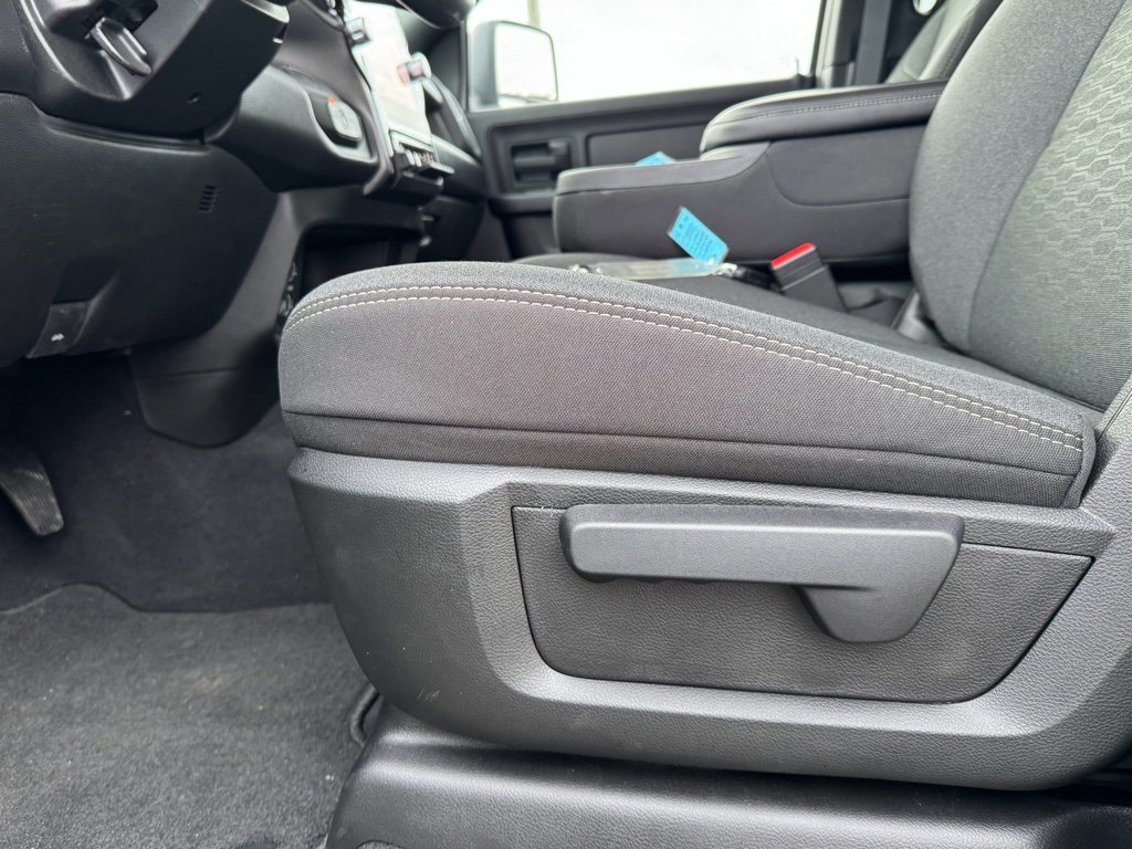 New 2026 RAM 3500 Tradesman image 15