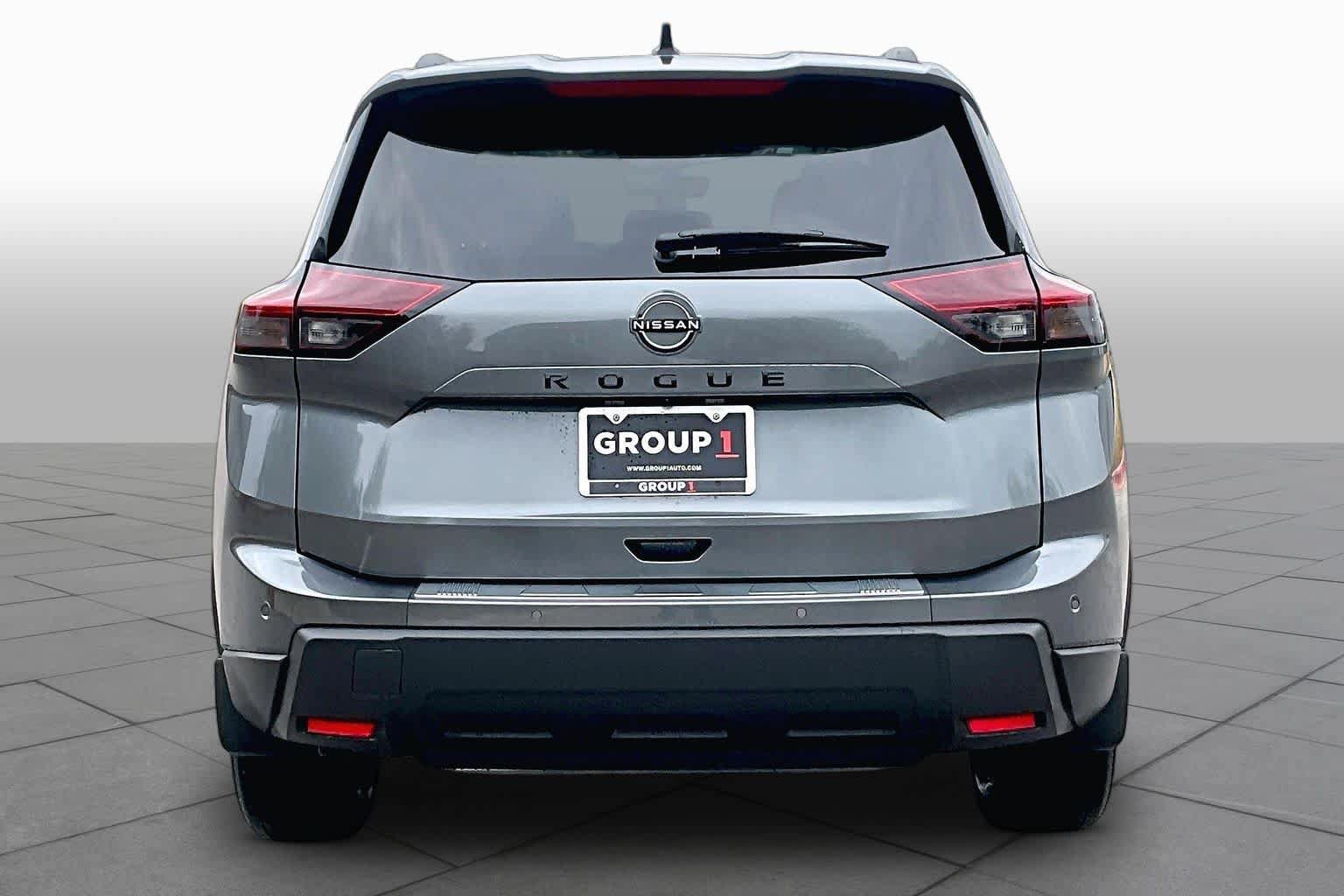New 2026 Nissan Rogue Dark Armor FWD image 4
