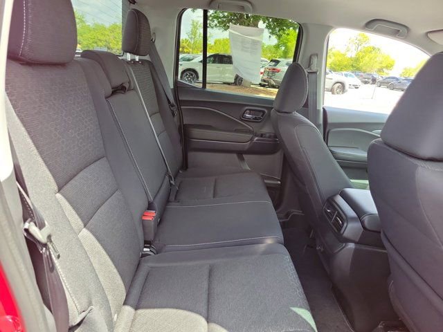 Used 2024 Honda Ridgeline Sport image 10