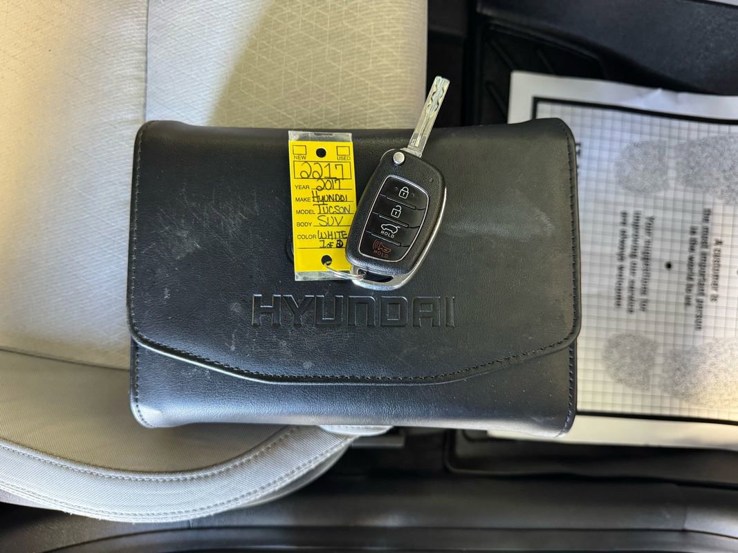 Used 2017 Hyundai Tucson Eco w/ Cargo Package AWD/4WD image 27