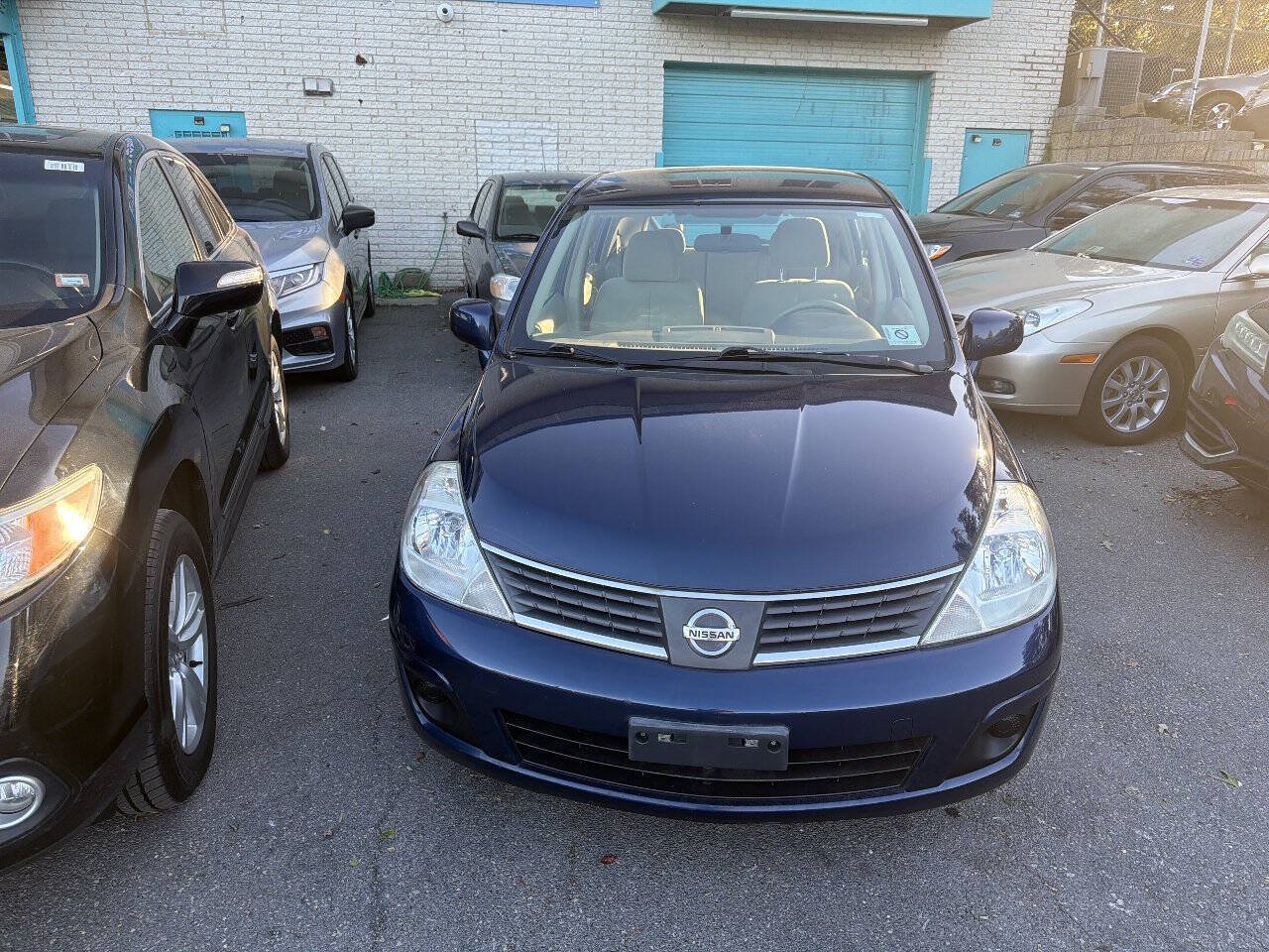 Used 2008 Nissan Versa 1.8 S w/ PWR Pkg FWD image 3