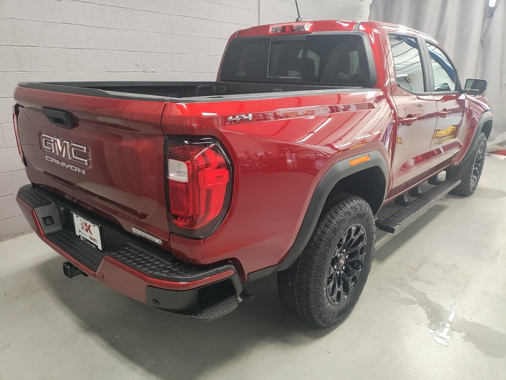 New 2026 GMC Canyon Elevation w/ Convenience Package image 2