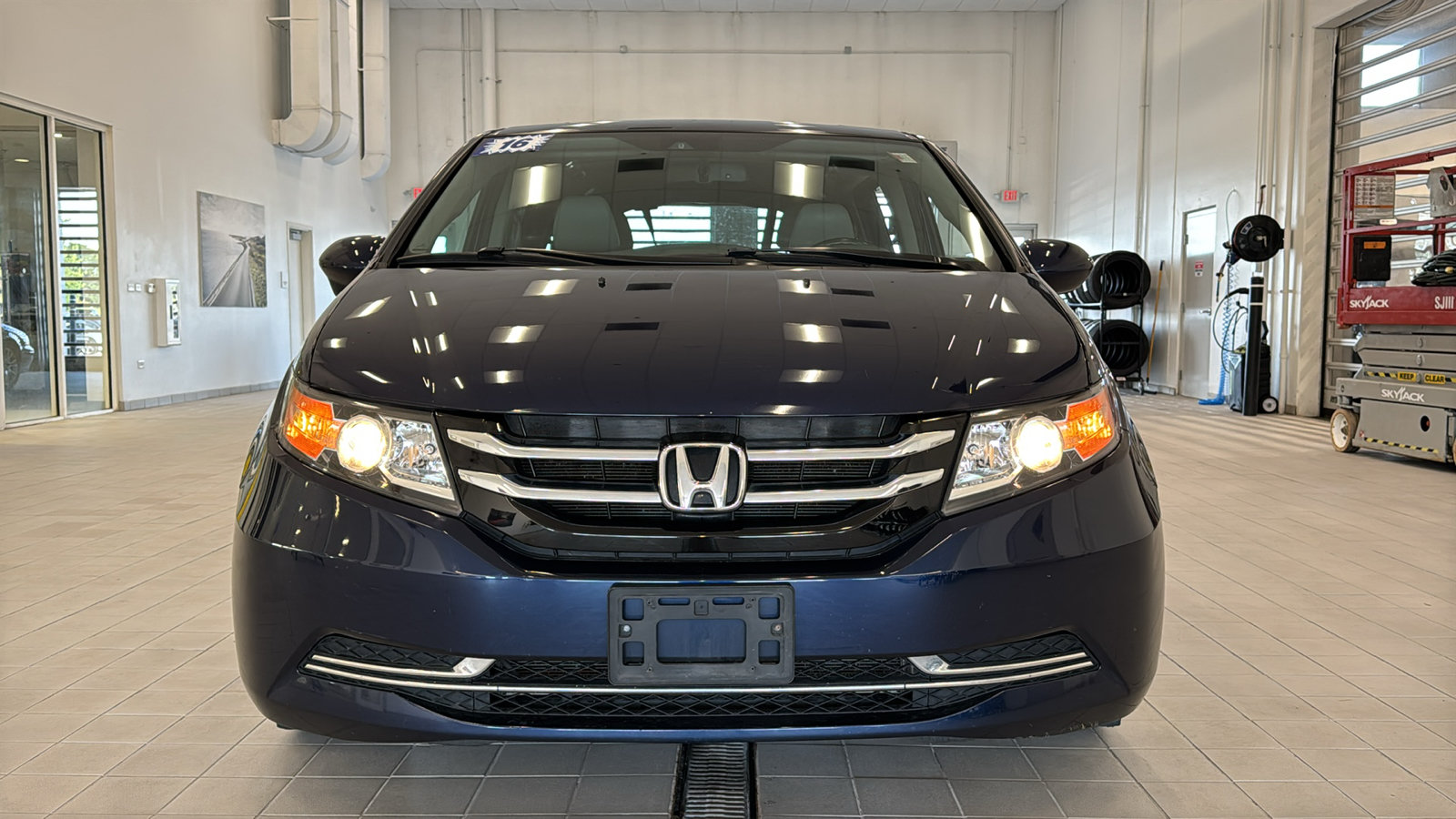 Used 2016 Honda Odyssey EX-L image 10
