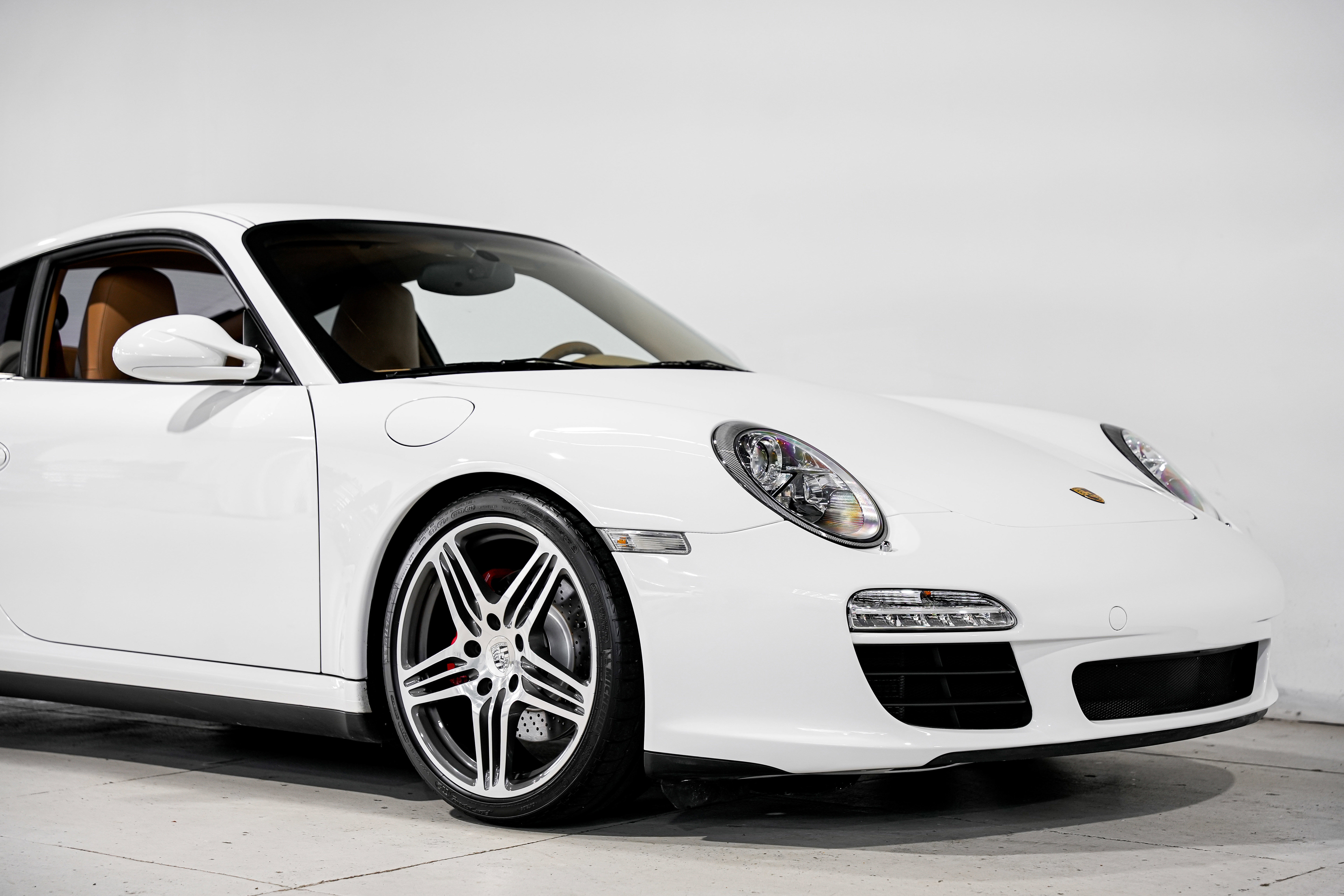 Used 2009 Porsche 911 Carrera 4 image 37