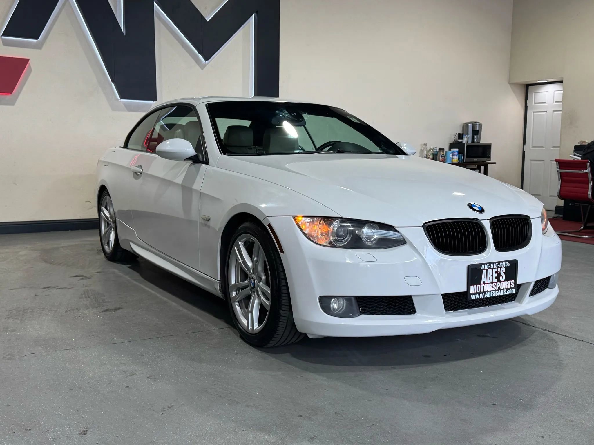 Used 2008 BMW 328i Convertible RWD image 3