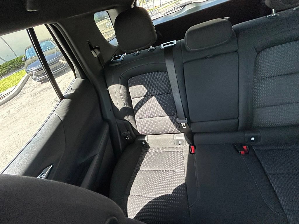 Used 2025 Chevrolet Equinox LT w/ Safety and Technology Package FWD image 12