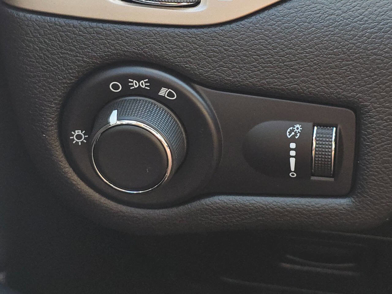 Used 2019 Kia Stinger GT2 image 24