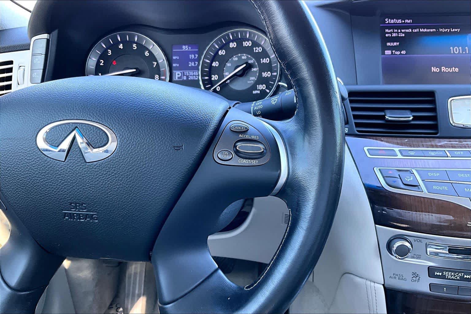 Used 2012 INFINITI M37 w/ Deluxe Touring Pkg RWD image 21