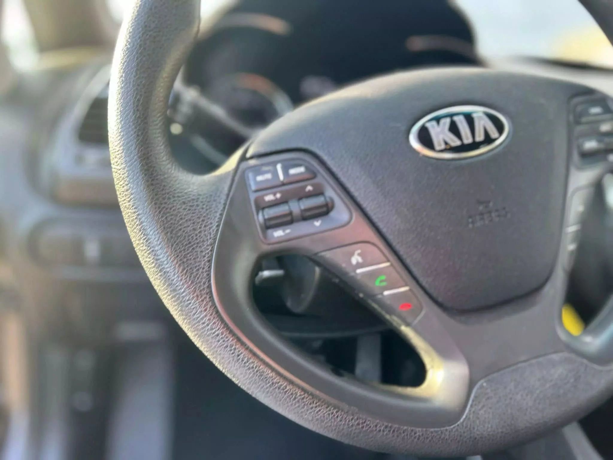 Used 2018 Kia Forte LX image 14