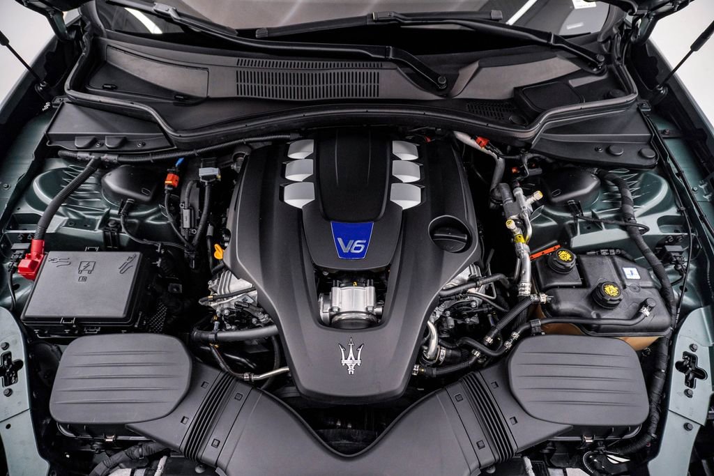 Used 2021 Maserati Ghibli S GranSport RWD image 29