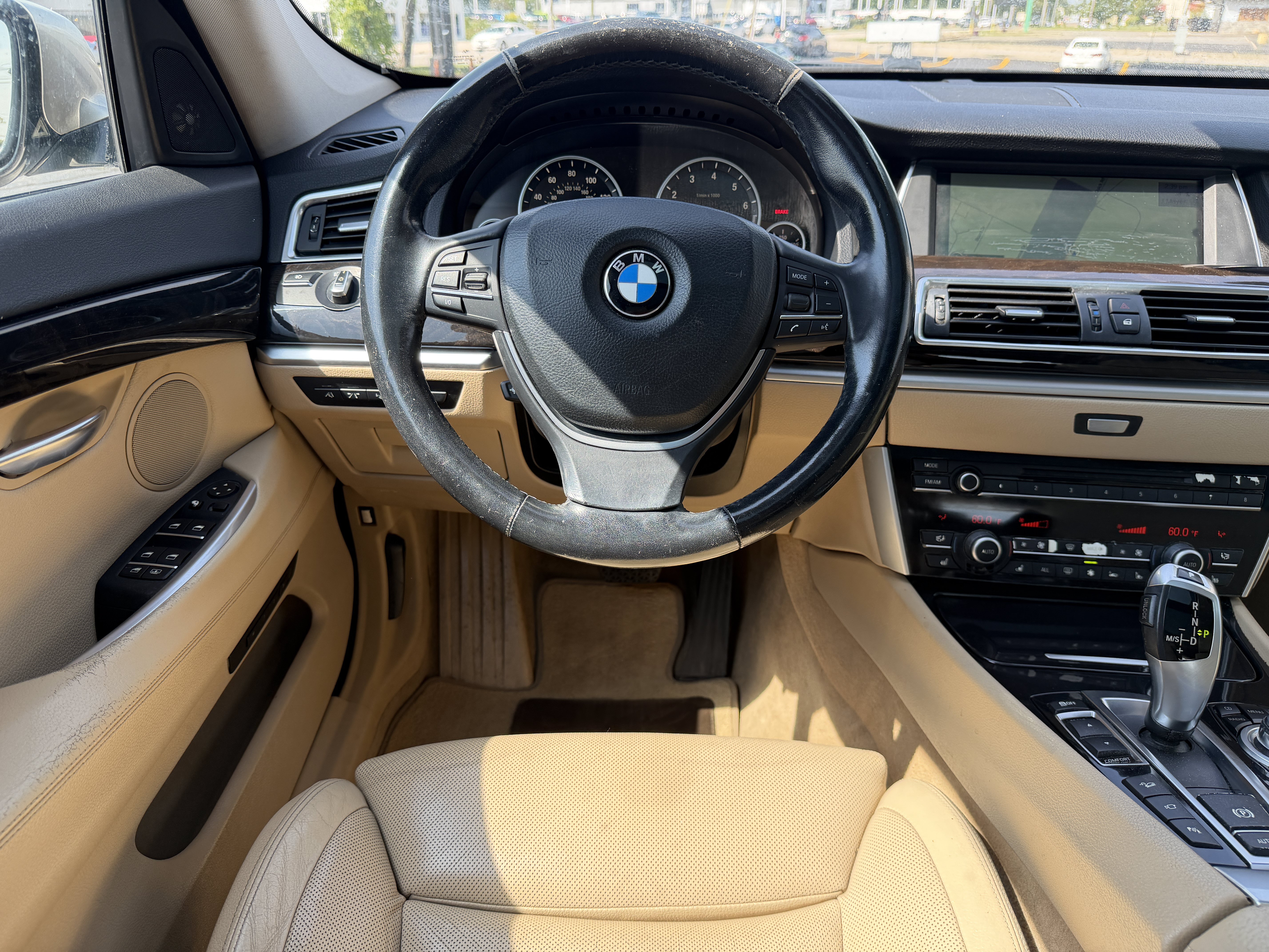 Used 2012 BMW 550i Gran Turismo xDrive w/ Driver Assistance Pkg AWD/4WD image 18