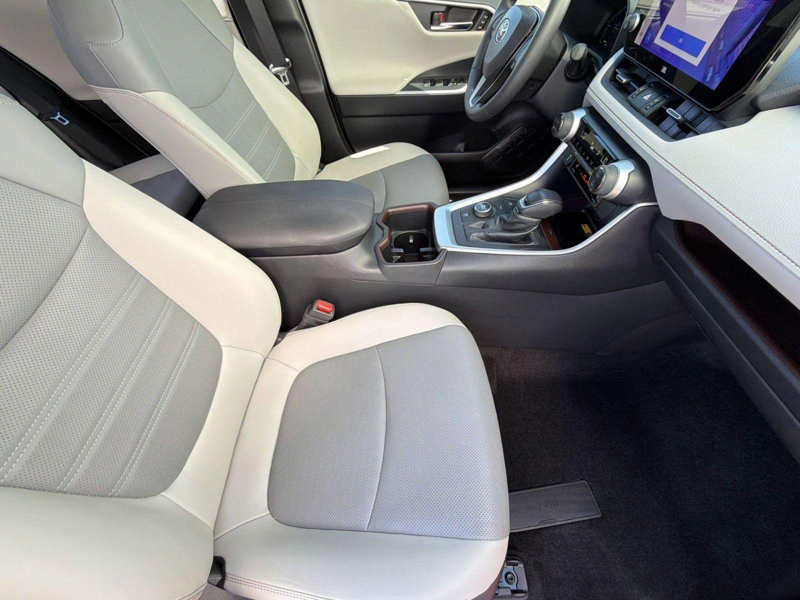 Used 2024 Toyota RAV4 Limited w/ Advanced Technology Package image 35