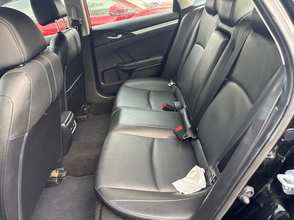 Used 2018 Honda Civic Touring image 10
