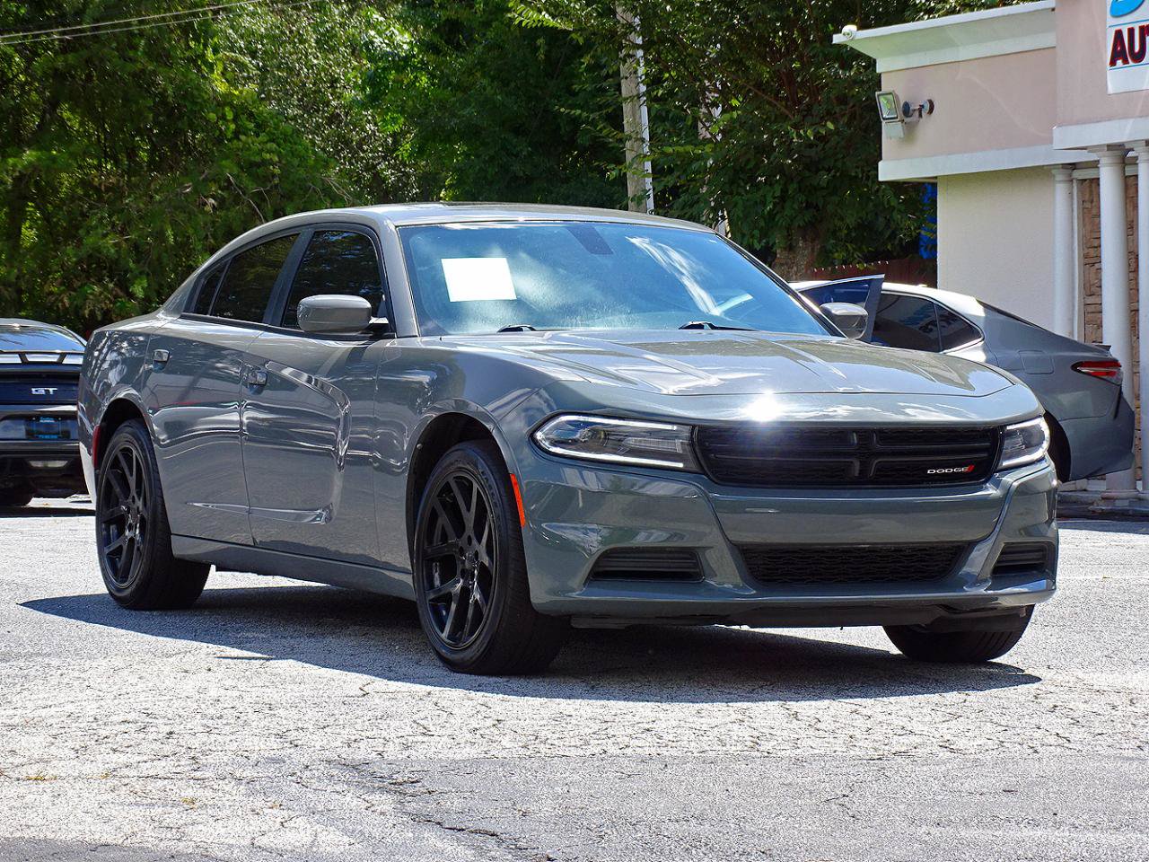 Used 2019 Dodge Charger SXT RWD image 10