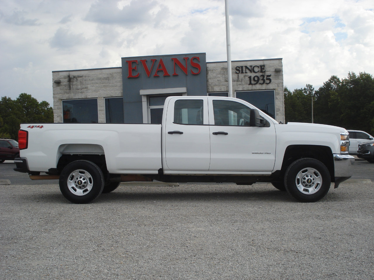 Used 2019 Chevrolet Silverado 2500 W/T image 1