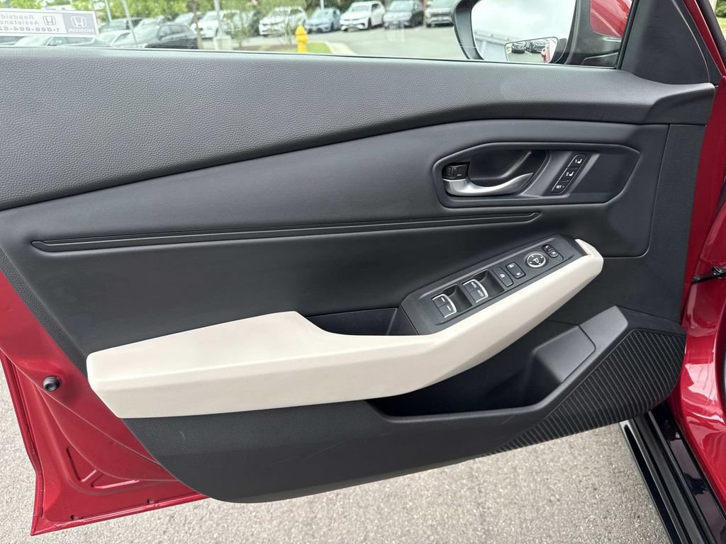 Used 2023 Honda Accord EX-L image 9