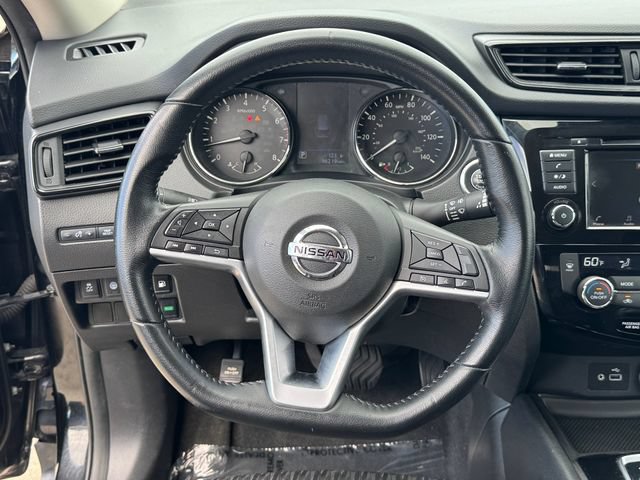 Used 2020 Nissan Rogue SV FWD image 22