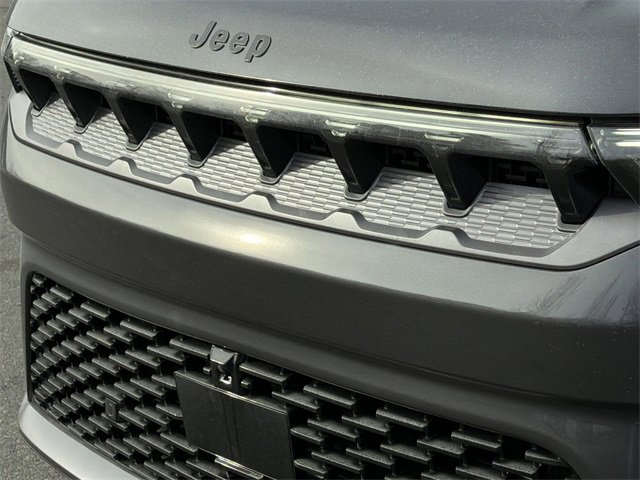 New 2026 Jeep Grand Wagoneer L Summit image 15