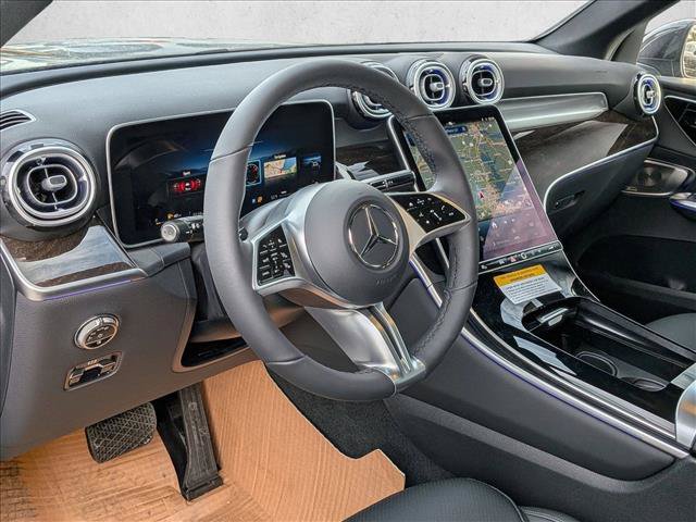 Used 2026 Mercedes-Benz GLC 300 4MATIC video 3
