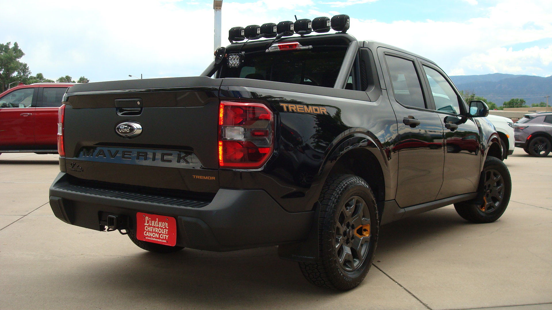 Used 2023 Ford Maverick Tremor w/ Tremor Off-Road Package AWD/4WD image 4