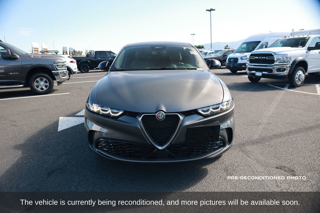 Used 2024 Alfa Romeo Tonale Ti w/ Premium Interior Package image 9