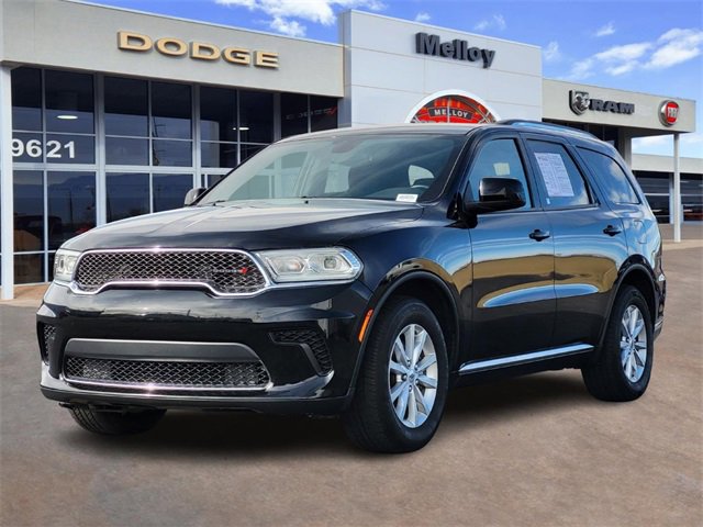 Used 2023 Dodge Durango SXT image 2