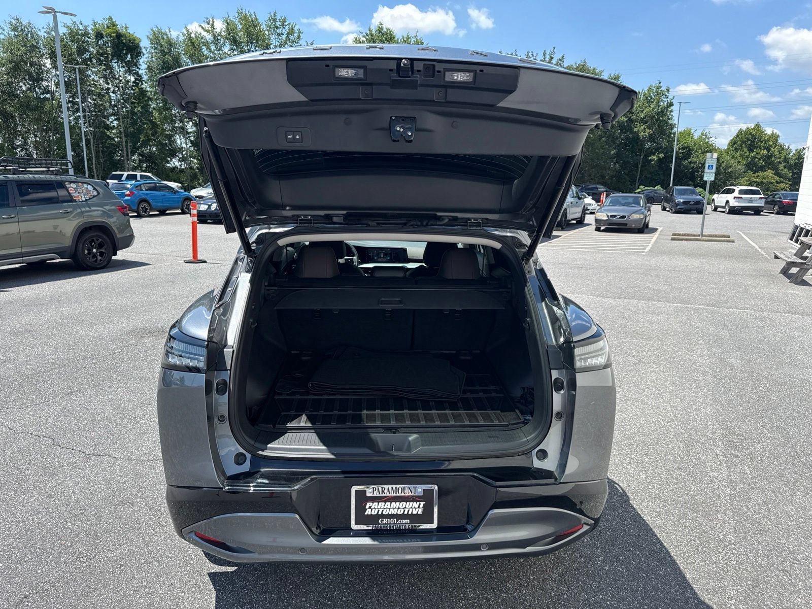 Used 2025 Nissan Murano Platinum w/ Cargo Package AWD/4WD image 11