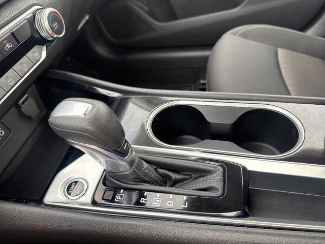 Used 2024 Nissan Altima 2.5 SV image 14