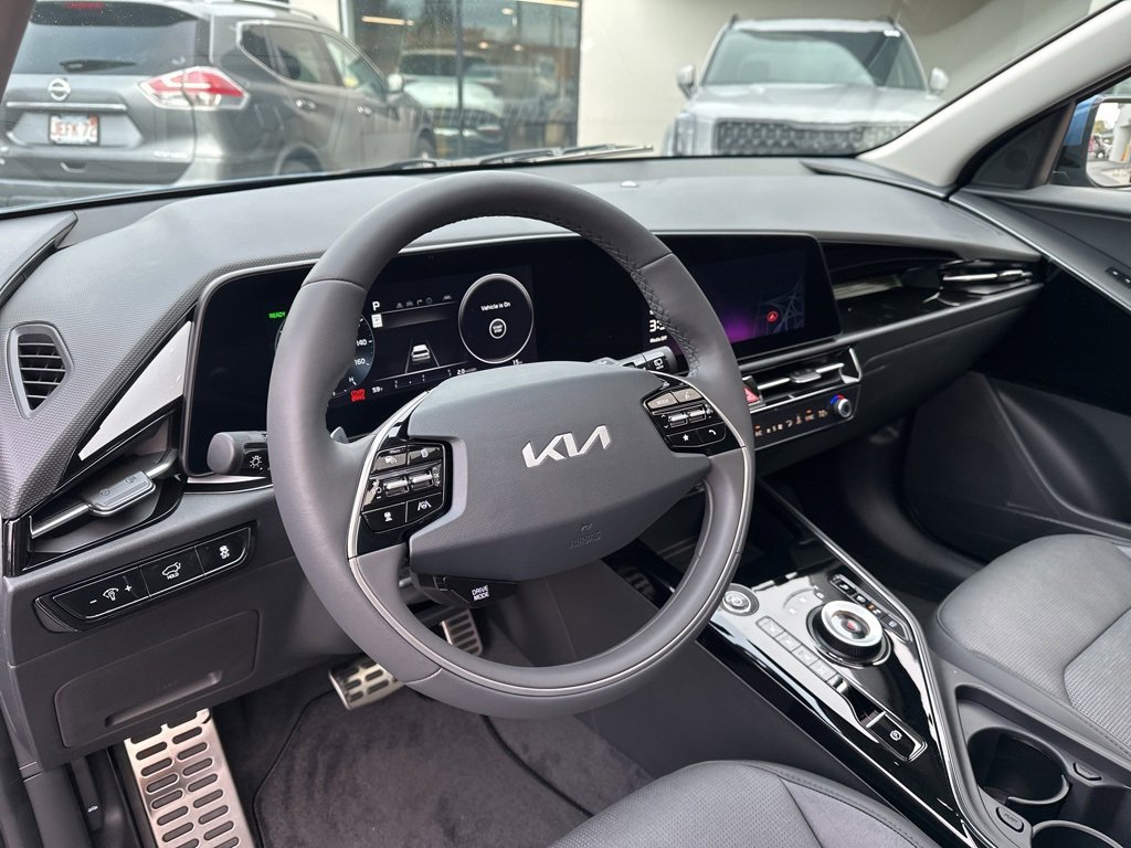 New 2025 Kia Niro Wave w/ Wave Preserve Package image 30