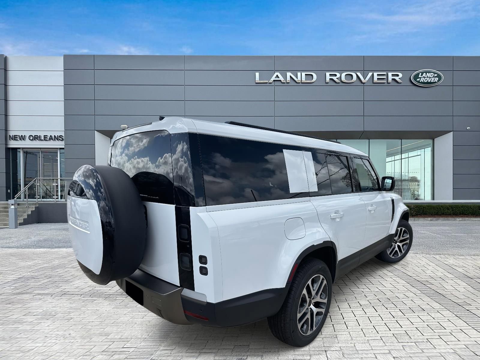 New 2026 Land Rover Defender 130 S image 5