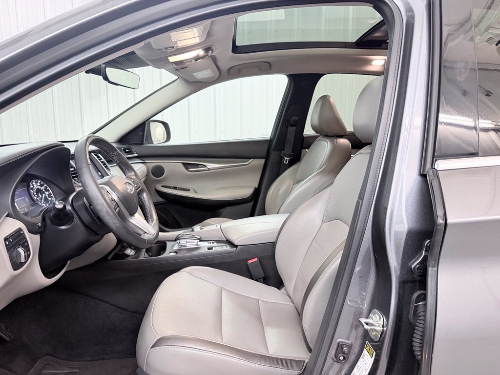 Certified 2023 INFINITI QX50 Luxe FWD image 10