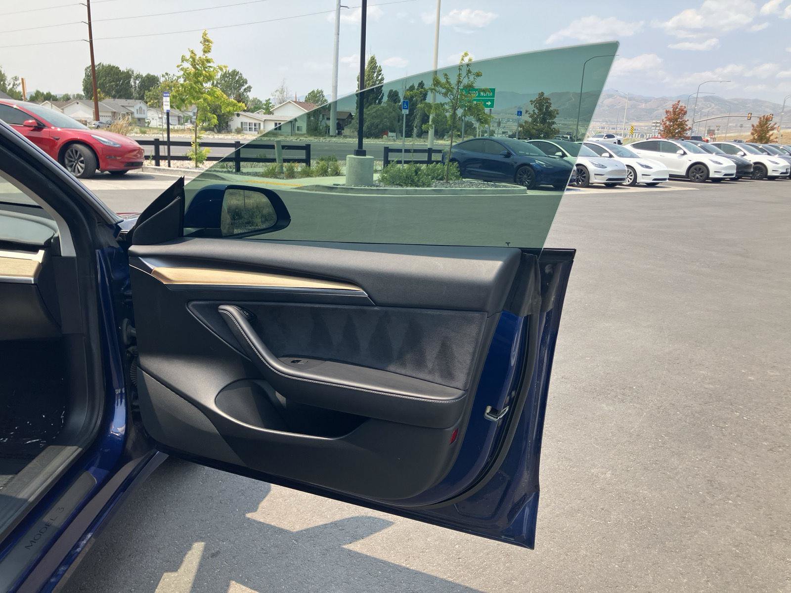 Used 2021 Tesla Model 3 Performance AWD/4WD image 31