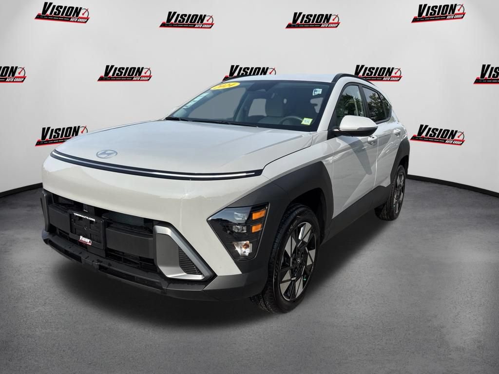 Certified 2024 Hyundai Kona SEL AWD/4WD image 1