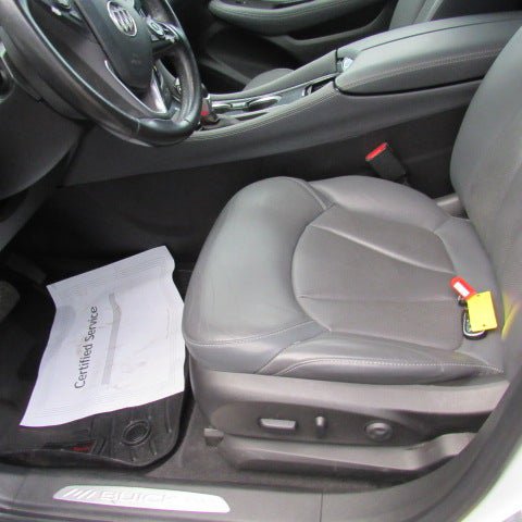 Used 2019 Buick Envision Essence FWD image 17